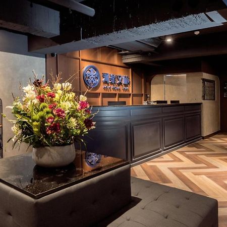 Holo Hotel Tainan Exterior photo