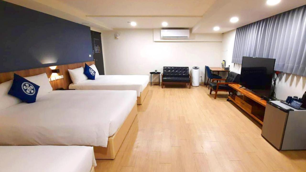Holo Hotel Tainan Exterior photo